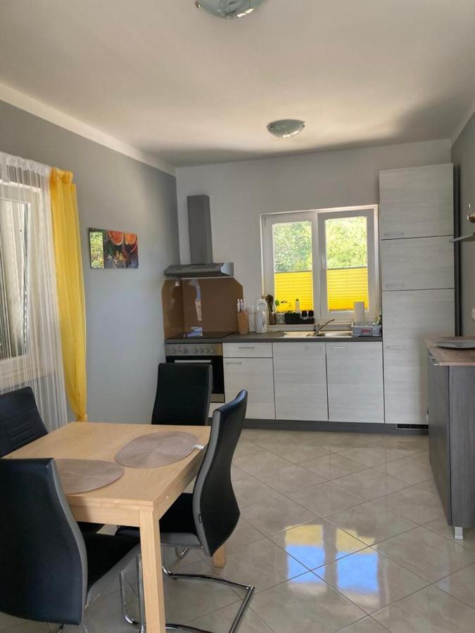 Modern Seeview Apartment Maslenica With Free Wifi, Free Parking, 300M From Beach Exterior foto